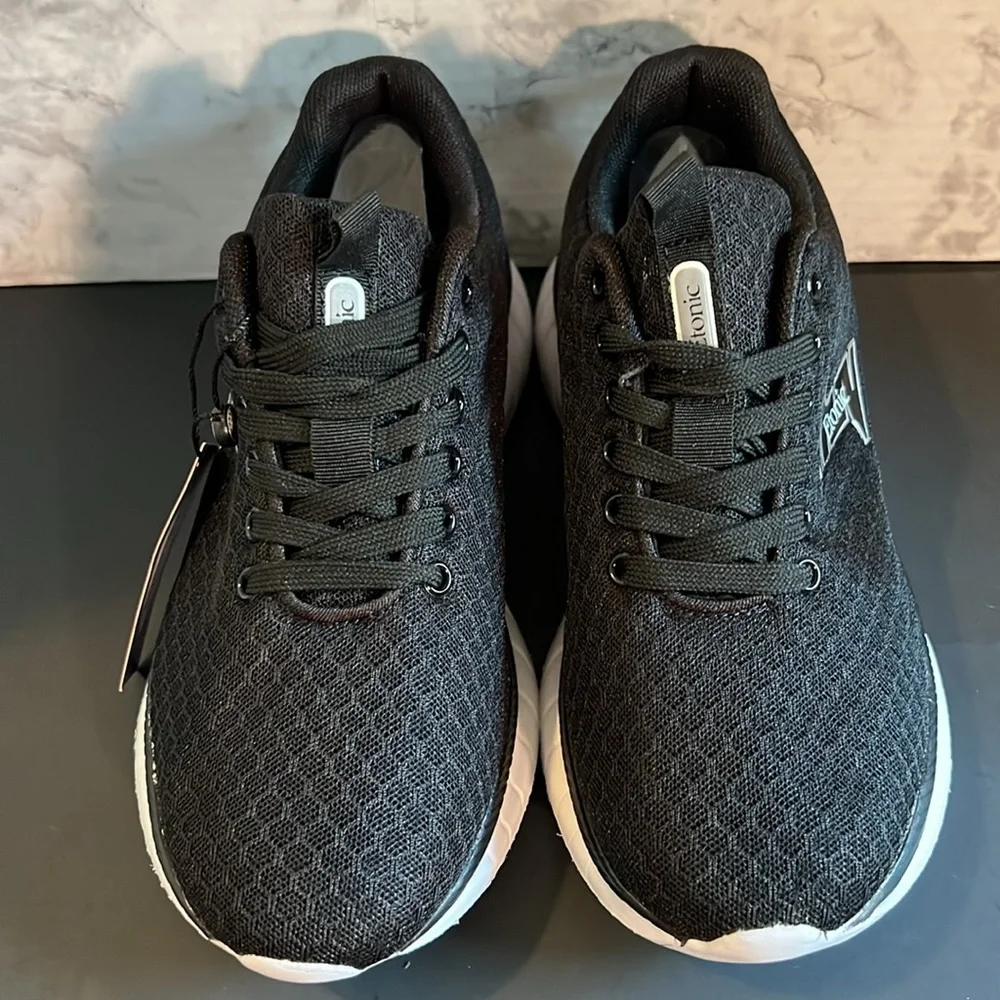 Ladies Etonic Starlight‎ Sneakers Size 7.5 Black/White NWT